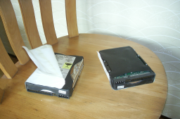 iMacのHDD、表と裏
